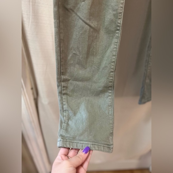 ⚫️ BOGO Michael Kors green denim pants golden accents size 10 women’s - Picture 7 of 9